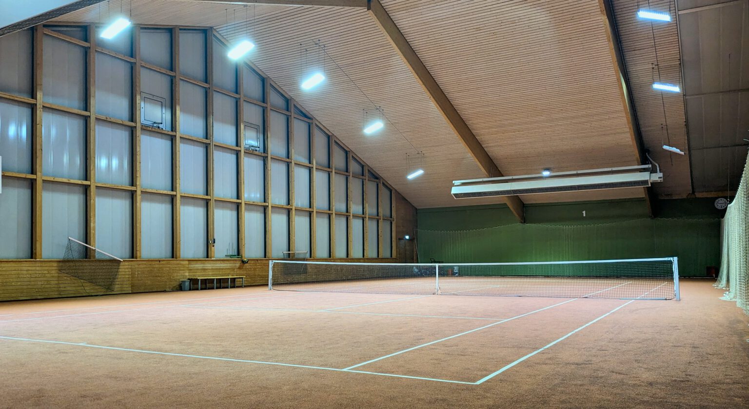Tennishalle (Wintersaison)
